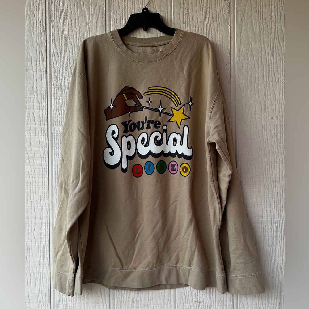 NWOT LIZZO Sasha Be Fluting Sweatshirt